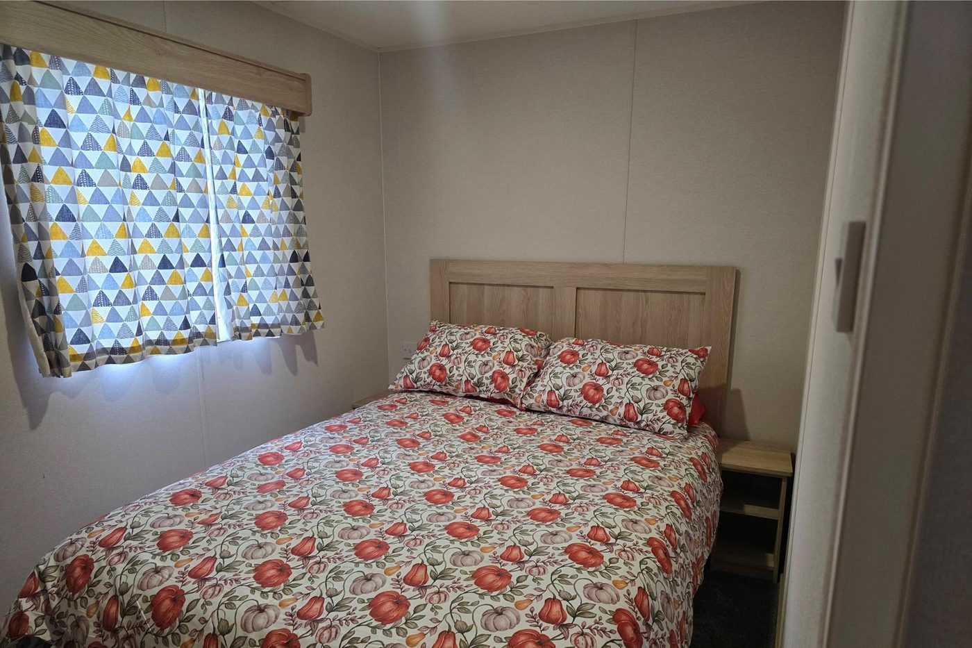 Property 1 photo 1
