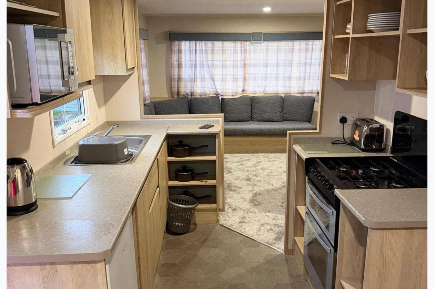 Property 1 photo 5